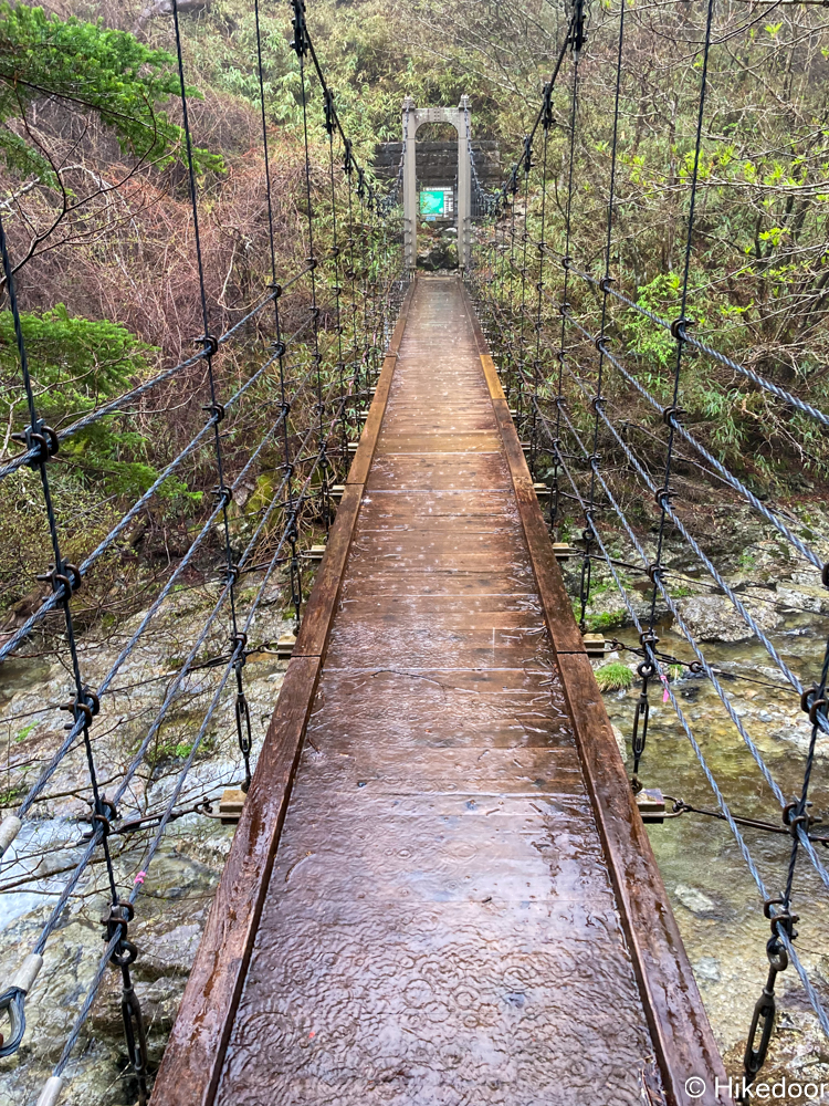 シオカラ谷吊橋