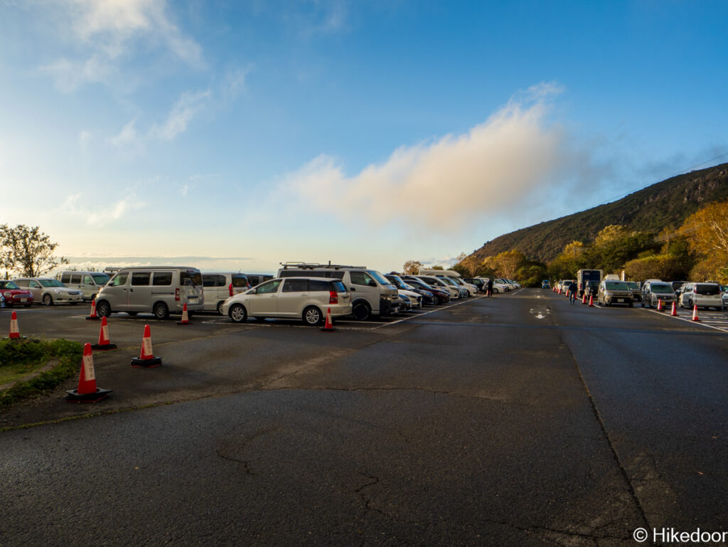 峠の茶屋駐車場