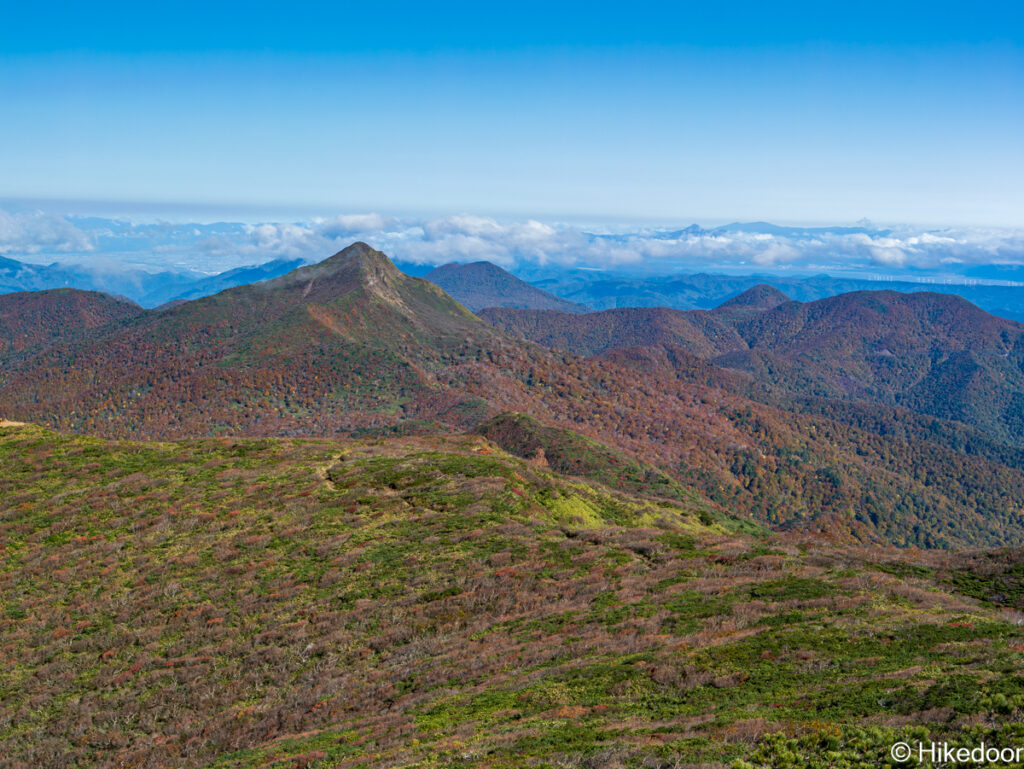 山頂から北方面