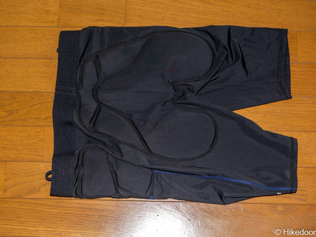 パッド入りパンツ